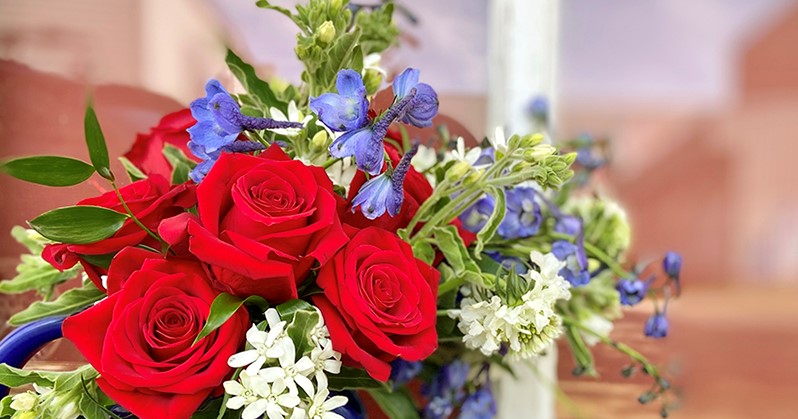 TheWildIris-4thofJulyflowers-rwb-2021
