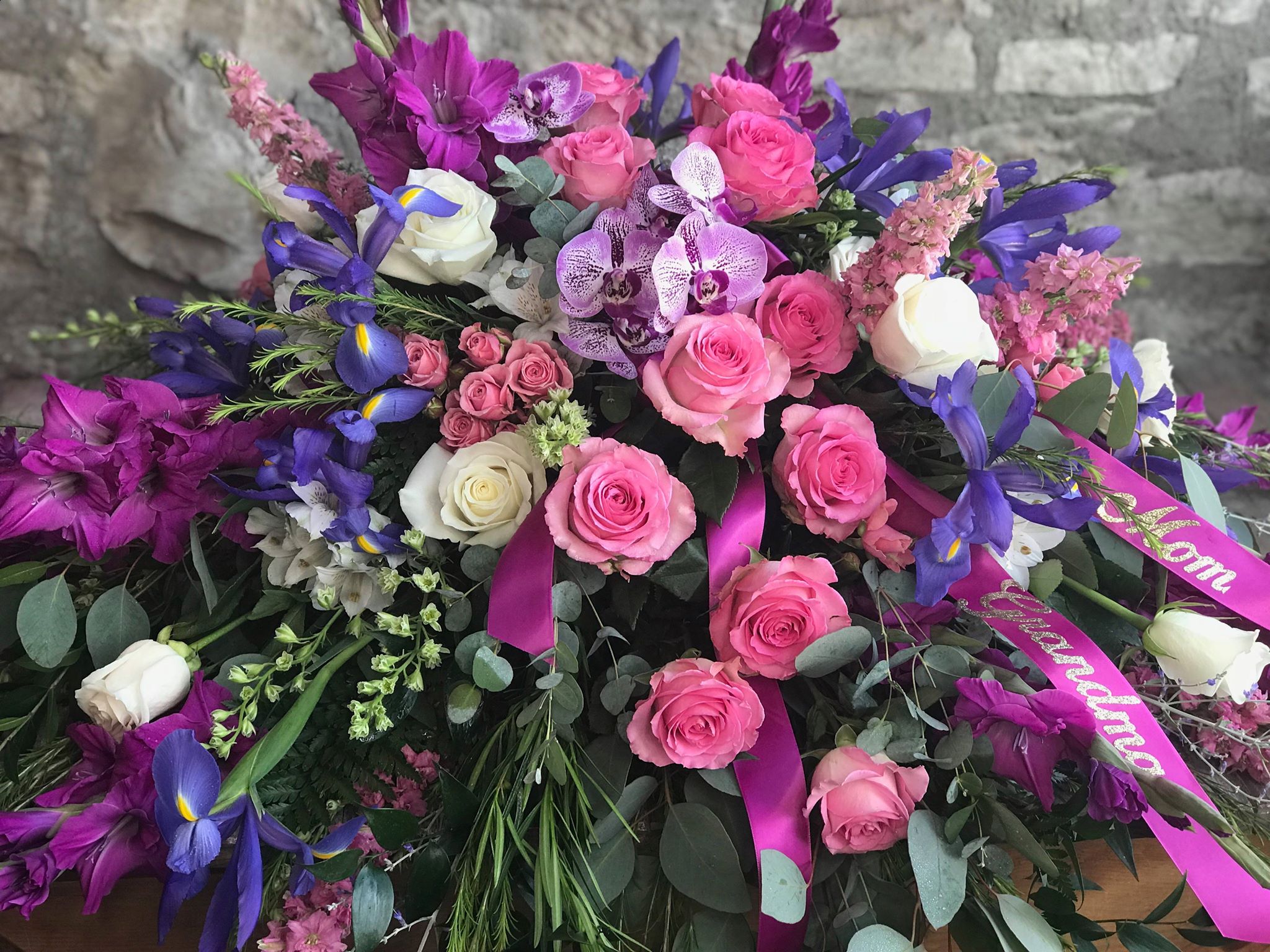 Birthday Flowers in Manitowoc
